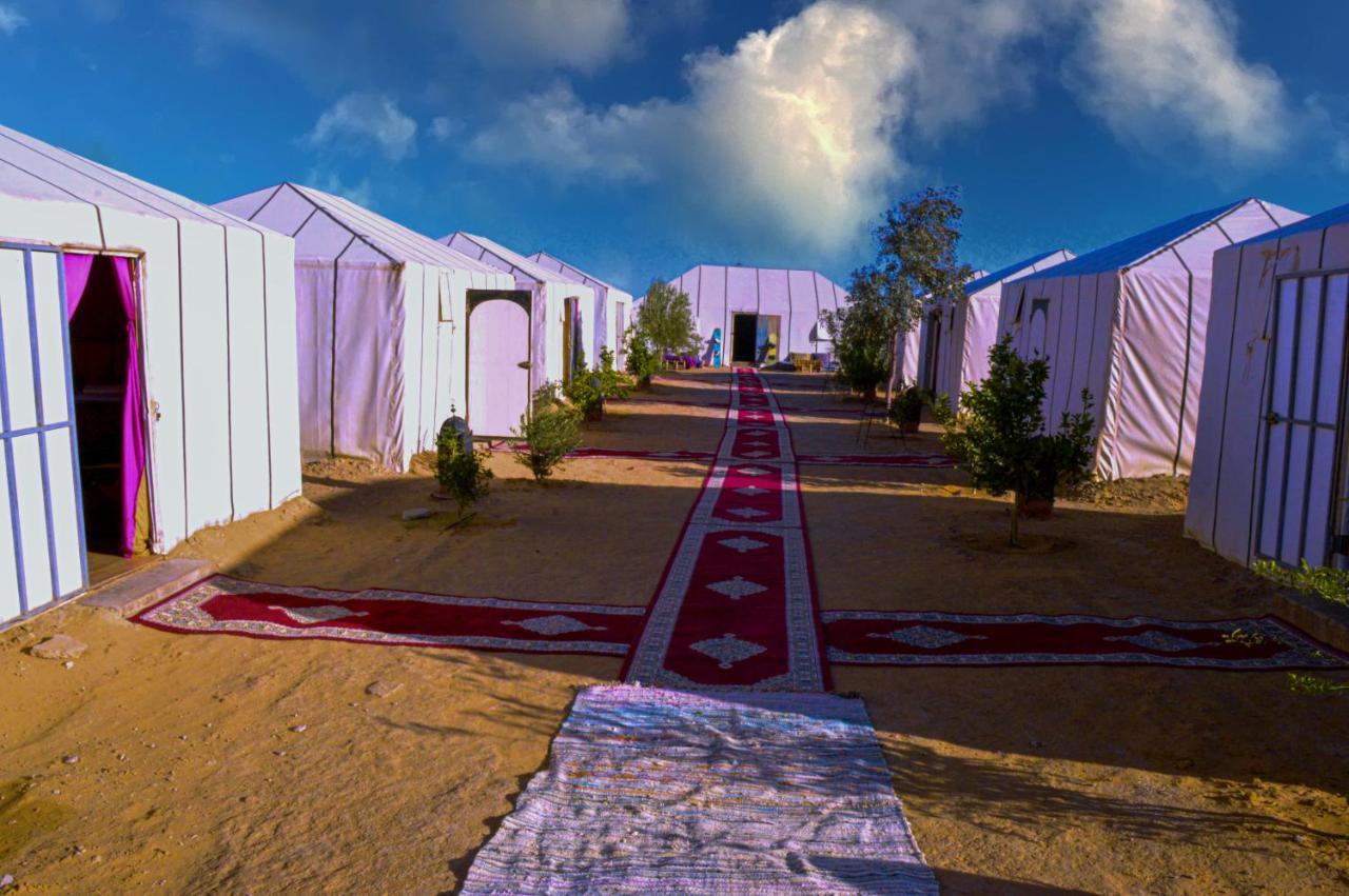 Les Roches Desert Camp Merzouga Exteriör bild