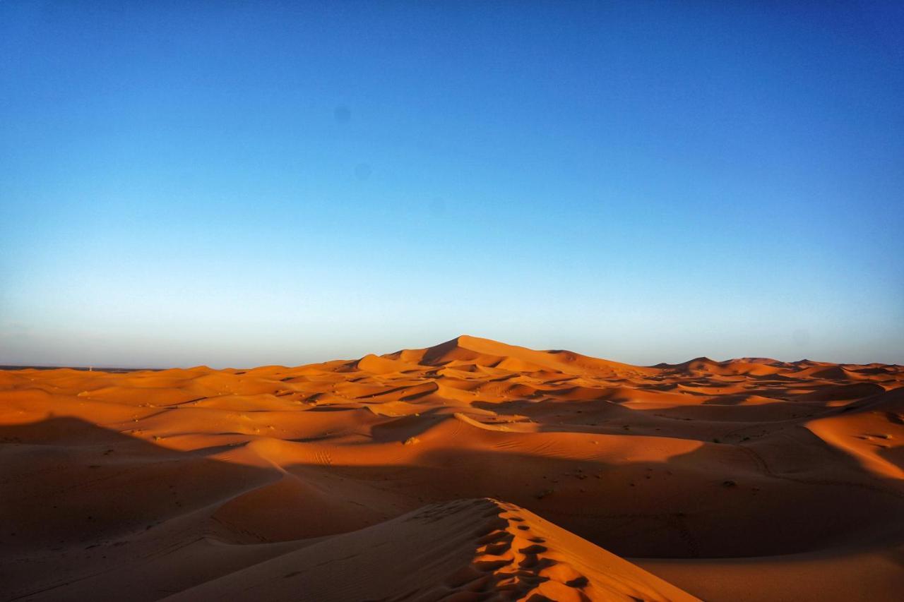 Les Roches Desert Camp Merzouga Exteriör bild