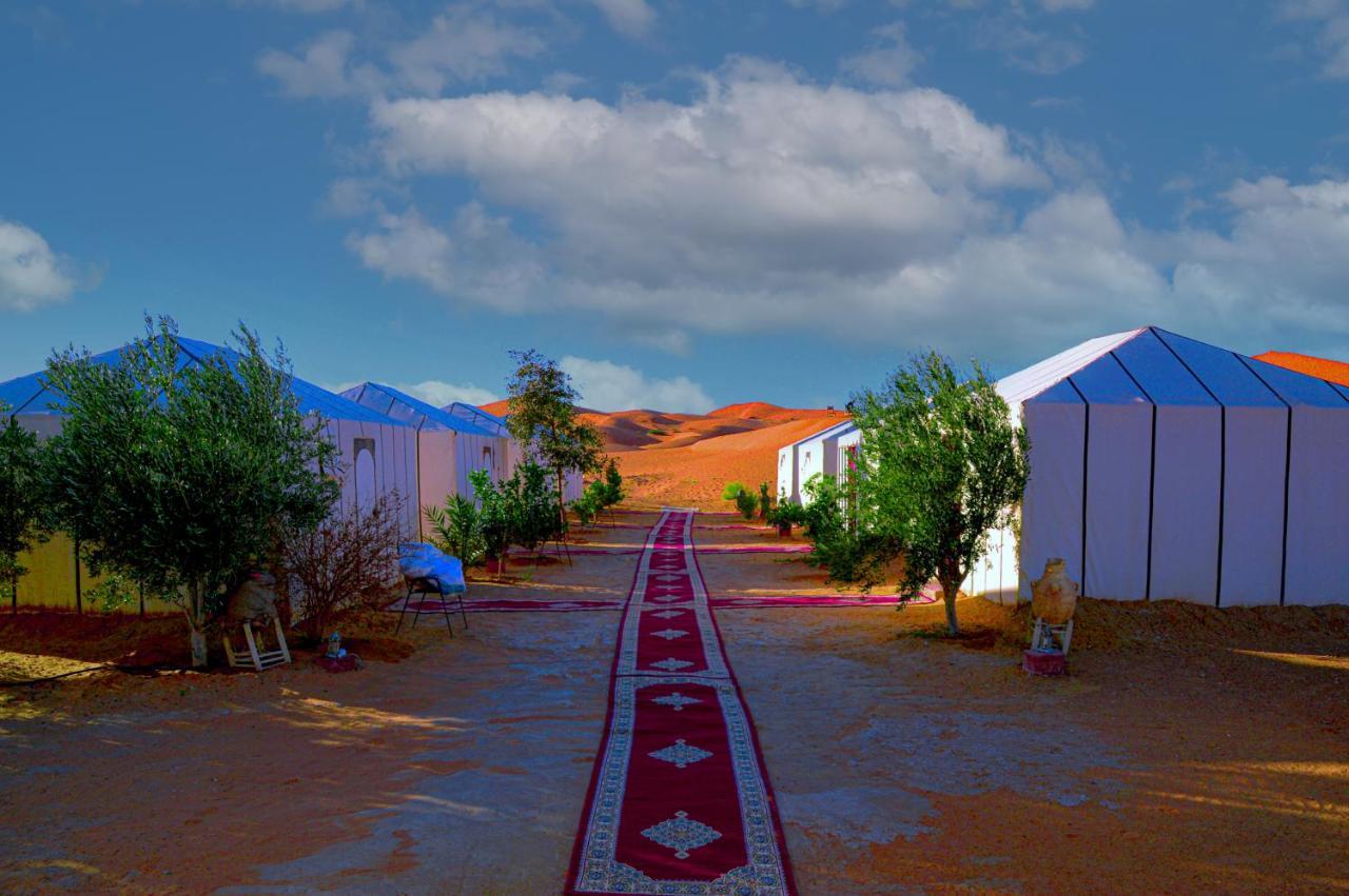 Les Roches Desert Camp Merzouga Exteriör bild
